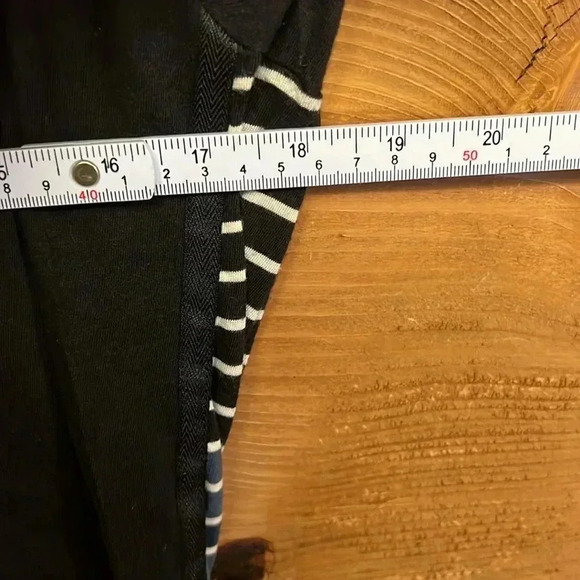 Vince womens short sleeve top black white striped casual soft lightweight Sm Y2K - Picture 2 of 7